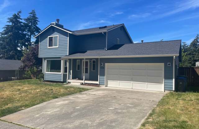 Lovely 3 Bedroom Home Close to Parks and Schools photos photos
