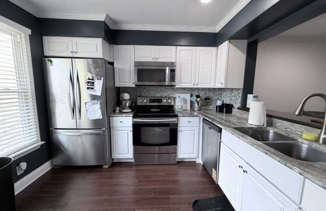 1528 Jameson Drive - 1 Gallery 4