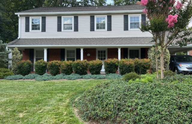 1411 Kersey Ln photos photos