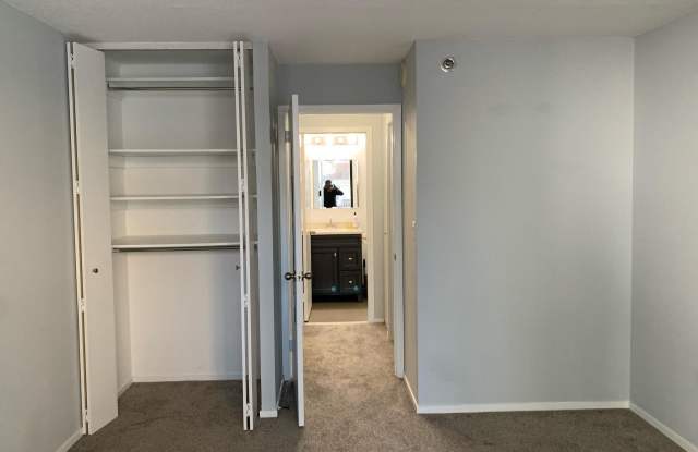 2020 WALNUT STREET photos photos