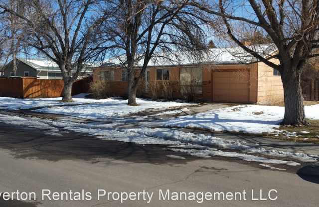 821 N 1st - 821 North 1st Street, Riverton, WY 82501