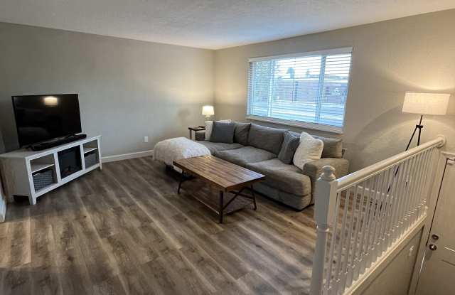 4026 E San Miguel St photos photos