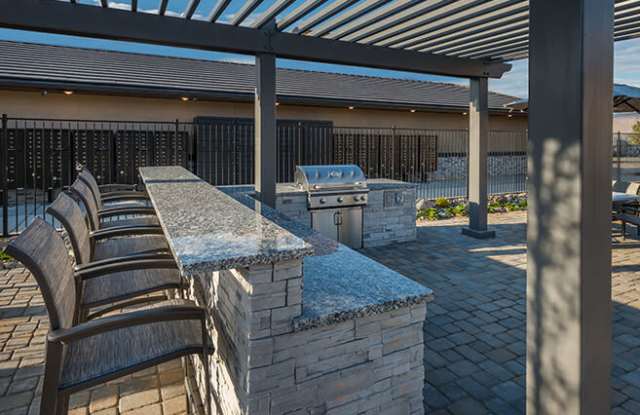 Sierra Vista Apartments Gallery 3