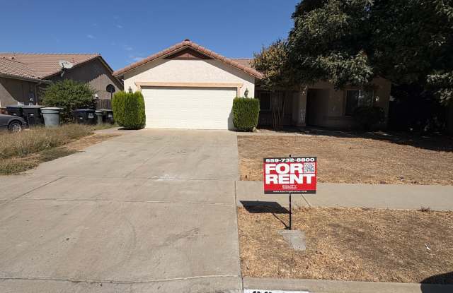 Spacious home available near GW High School Rent Raedy! Gallery 1
