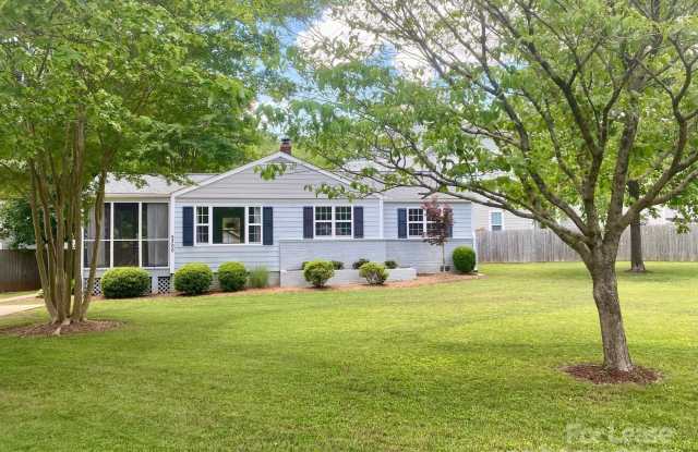 5300 Buckingham Drive photos photos