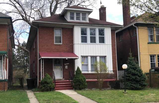 Perfect, first floor two bedroom flat great neighborhood photos photos