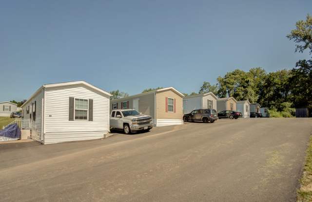 20 Coachlight Trailer Park photos photos