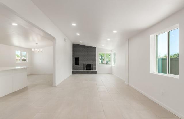2110 N. Highland Ave. Gallery 3