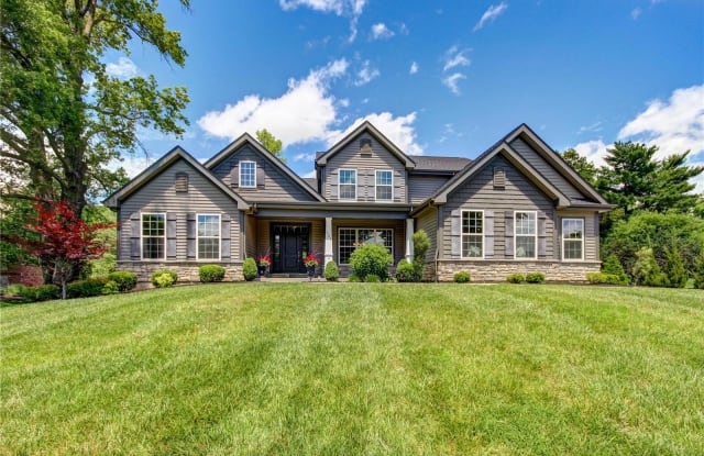 702 Champeix Lane - 702 Champeix Lane, Creve Coeur, MO 63141