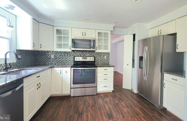7810 MUNCASTER MILL ROAD photos photos