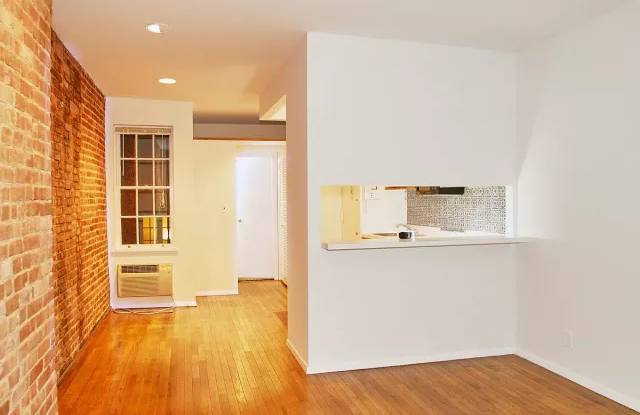 309 East 81st St. - 309 East 81st Street, New York City, NY 10028
