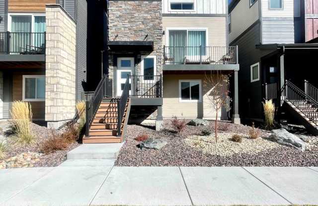 Wolf Ranch 3 Bedroom home - 6321 Hijinks Lane, Colorado Springs, CO 80924