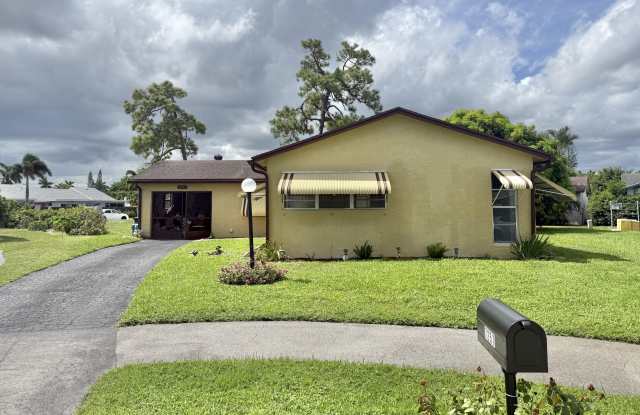 7257 Pine Park Drive N photos photos