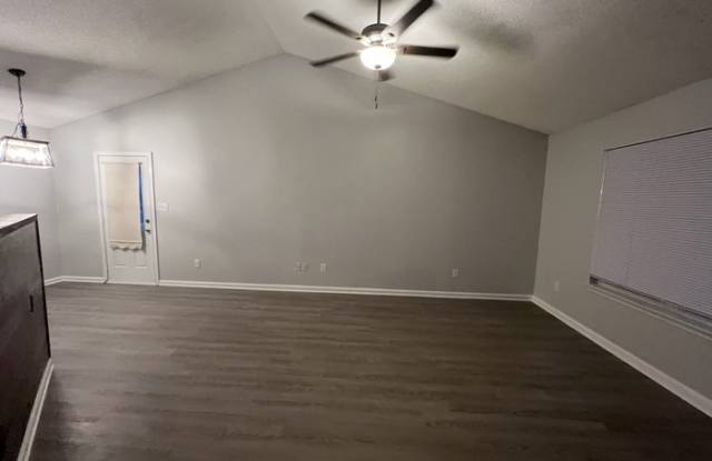 7011 Village Lane photos photos