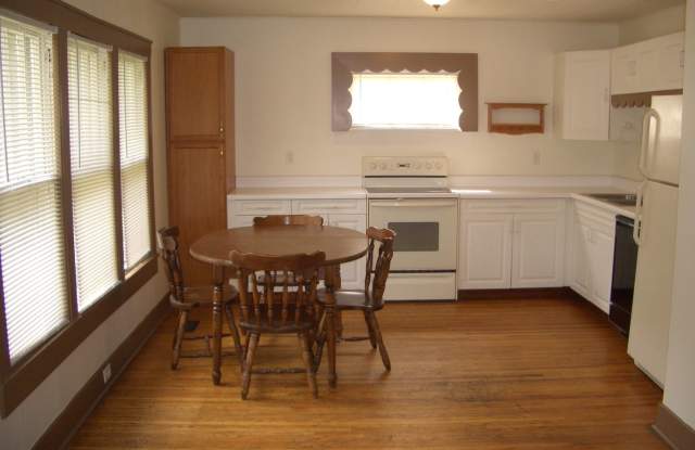514 W Chandler Gallery 2