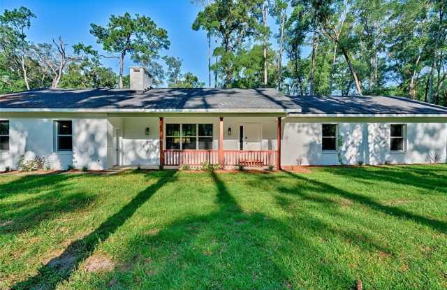 3800 NW 136TH STREET - 3800 Northwest 136th Street, Alachua County, FL 32606