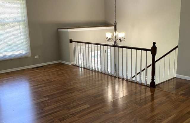 2441 Waupaca Court Gallery 2