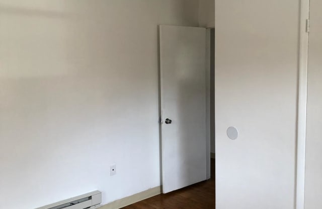 691 GARDEN DRIVE Gallery 2