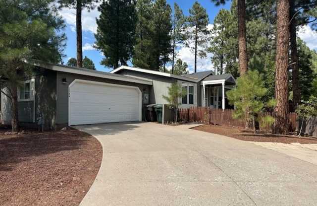 Stylish 3-Bed Home with Backyard  Garage! photos photos