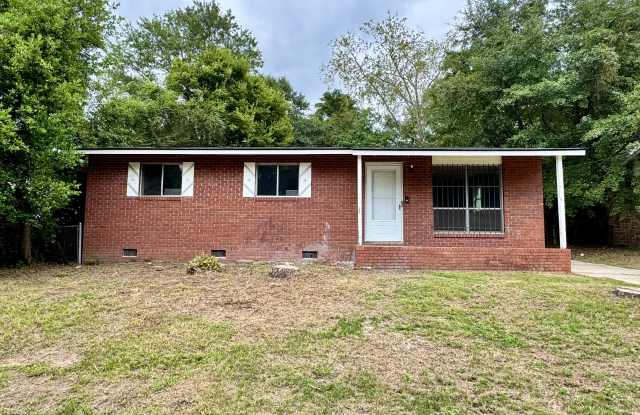 1524 Hagan Dr photos photos