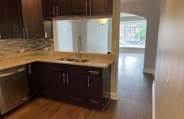 10330 South Green Street photos photos