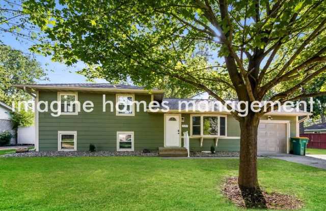 121 Oakwood Road photos photos