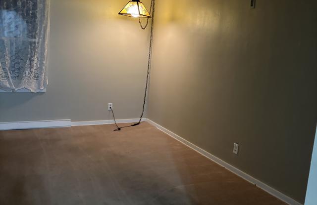 419 S Warren St Gallery 2