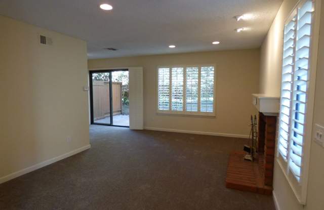 3485 Reynard Way Unit A Gallery 4