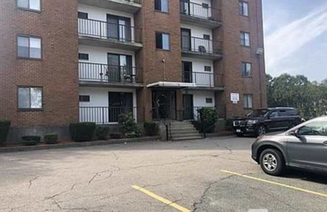 182 Quincy Ave. - 182 Quincy Avenue, Quincy, MA 02169