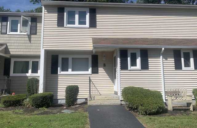 4 Cedarbrook Village - 4 Cedarbrook Village, Rochester, NH 03867
