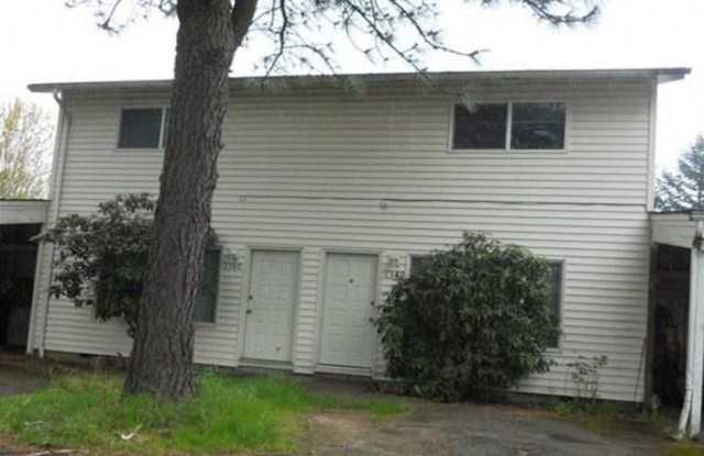 1340 NE Kane Drive Gallery 2