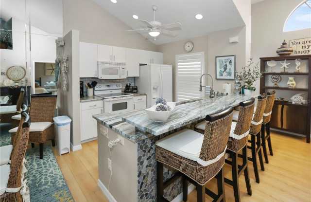 8370 WINGATE Drive Gallery 4