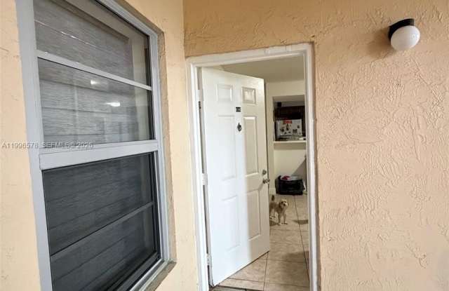 15325 SW 106th Ter - 15325 Southwest 106th Terrace, The Hammocks, FL 33196