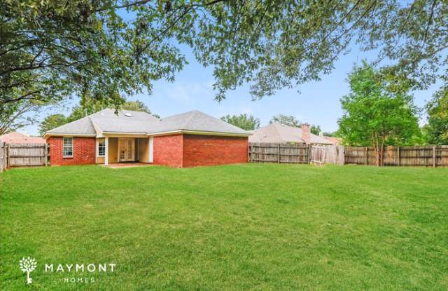 309 White Oak Drive Gallery 3