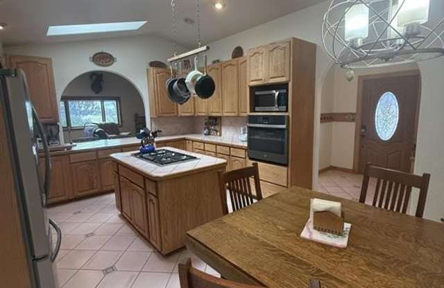 24 Moonlite Dr Gallery 4
