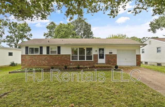 532 Holiday Avenue photos photos