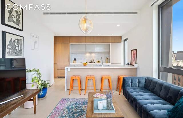 550 Vanderbilt Avenue - 550 Vanderbilt Avenue, Brooklyn, NY 11238