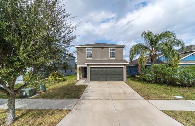 7704 MAROON PEAK Drive Gallery 2