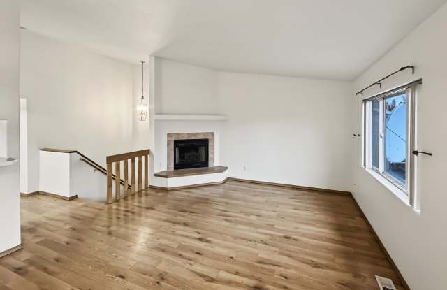 2633 Easthaven Circle - 1 Gallery 2