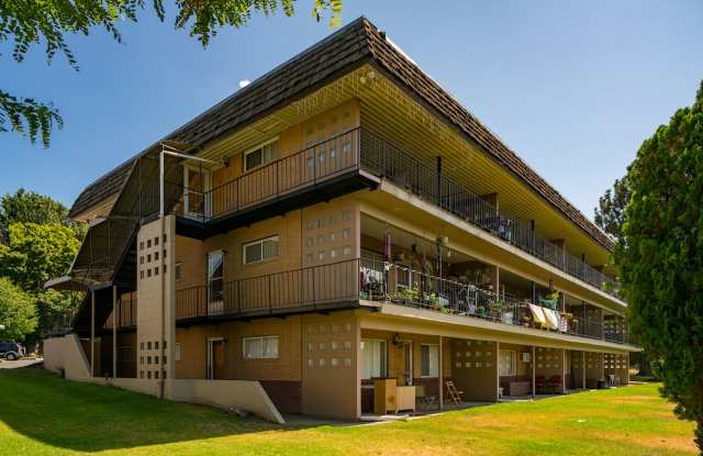 Westview Manor on South Hill! photos photos
