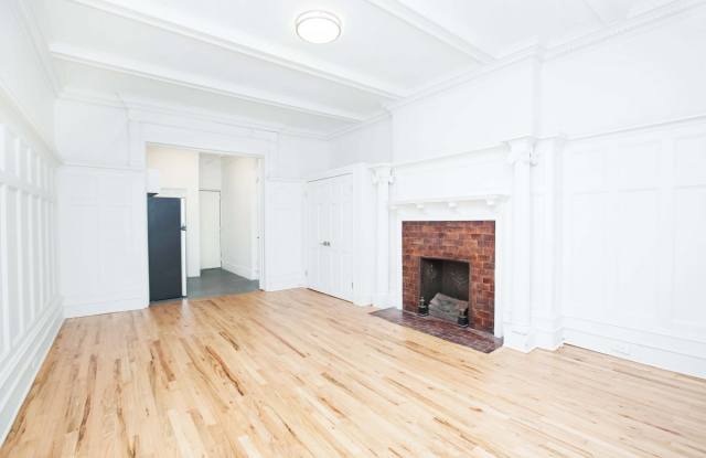 462 West 141st Street Gallery 3