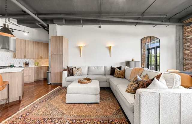 3180 Mathieson Drive NE Gallery 4