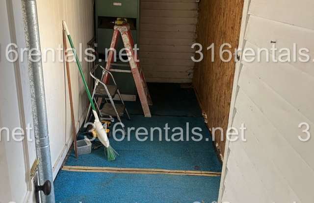 $795 - 2 bed 1 bath - Single Family Home photos photos