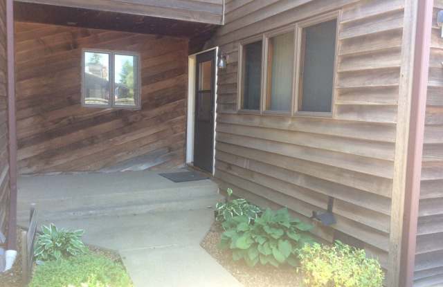 1573 Praire Ave - 1573 Prairie Avenue, Dickinson, ND 58601