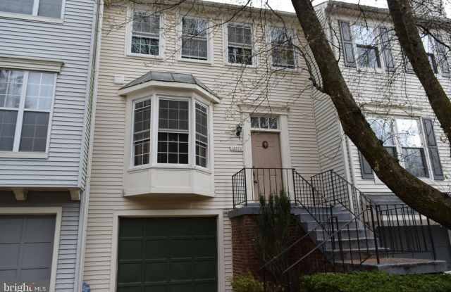 12270 WYE OAK COMMONS CIRCLE - 12270 Wye Oak Commons Circle, Burke Centre, VA 22015