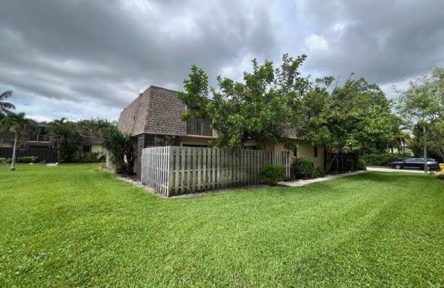 4803 Waterview Circle photos photos