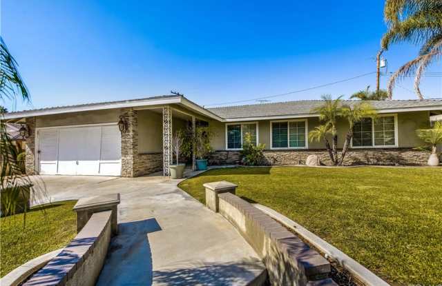 2407 Cambridge Avenue - 2407 Cambridge Avenue, Fullerton, CA 92835