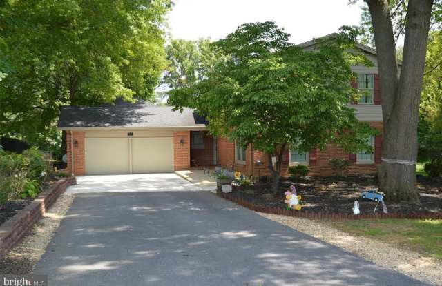 101 SLEEPY HOLLOW COURT photos photos