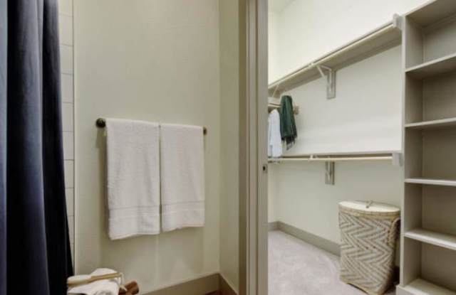 8064 US-290 Gallery 2