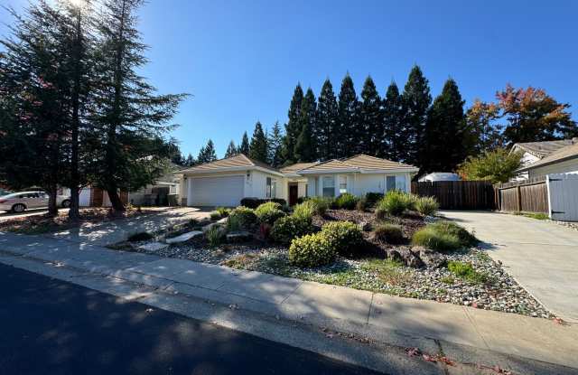 Not your ordinary rental! Pool! Kitchen aid appliances! Desirable school district! 3 Bedroom plus office! - 2515 Sullivan Drive, North Auburn, CA 95603 Not your ordinary rental! Pool! Kitchen aid appliances! Desirable school district! 3 Bedroom plus office! - 2515 Sullivan Drive, North Auburn, CA 95603